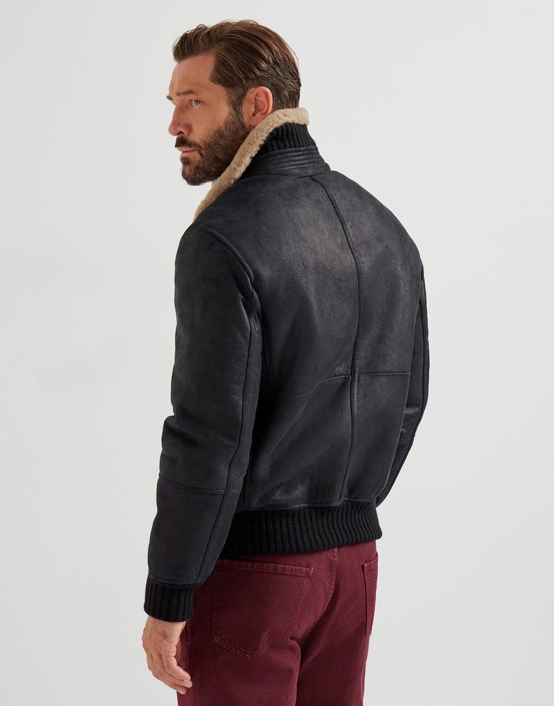Back side of Nubuck-effect shearling bomber jacket with cashmere knit collar: Men's Luxury Jacket