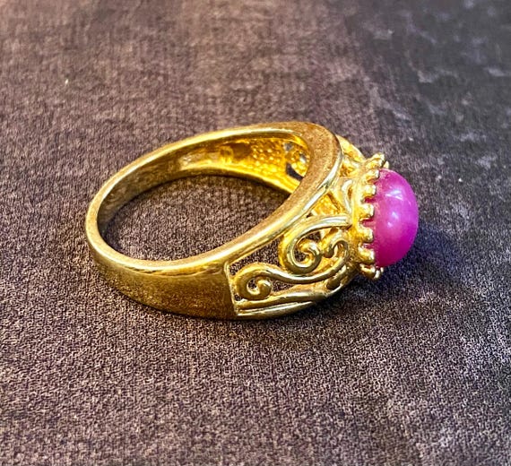 Gold Plated Pink Star Ruby Scrollwork Ring Size 1… - image 5