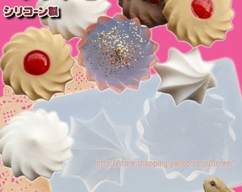 Whipped cream soft mold. Floree miniature cream mould/mold. Two kinds of whipped cream swirls in one mold.