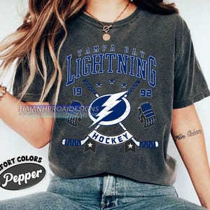 Tampa Bay Lightning Hockey Comfort Colors T-shirt, Unisex Tee Shirt for Sports Fans, Graphic Sports Tee, Lightning Team Shirt, Hockey Fan