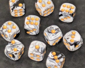 16mm Marbled White & Black Dice - 10 Pack Dice Set