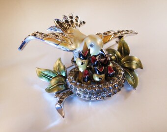 Broche Vintage Marcel Boucher - Métal Doré Et Strass - Artiste émigré Aux USA 1922 - Excellent état