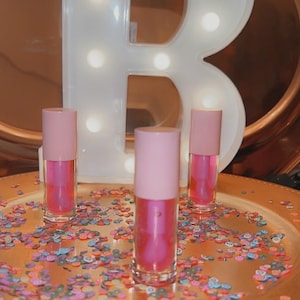 02 PINKY Lip Gloss – Soft Pink Tint with Clear Shine | Hydrating, Non-Sticky, Vegan Gloss for a Natural, Glossy Pout