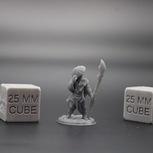 Monk with Pole Axe Halberd & Hat 32mm Miniature Dnd Skirmish
