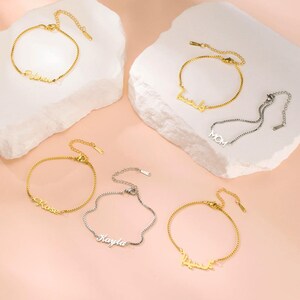Pulsera personalizada con nombre para mujer y niña, de acero inoxidable, con cadena y letras personalizadas, pulseras con dijes únicos, regalo de joyería personalizado.