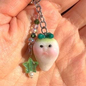 Kawaii Radish Keychain, Unique Handmade Vegetable Charm, Quirky Veggie Phone Strap, Fun Miniature Food Key Holders, Gift for Food Lovers