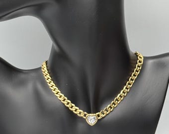 Love Link 18k Plated Stainless Steel Heart Shaped Classic Choker Necklace Add A Touch Of Elegance And Sophistication To Any Outfit.