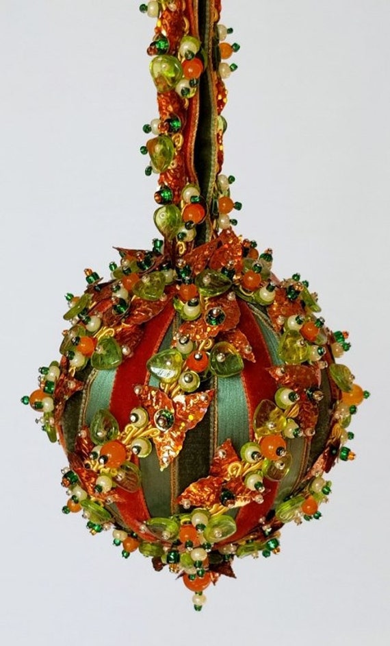 The Glimmer Tree Bead Sequin Satin Ball Christmas Ornament Kit Sisters