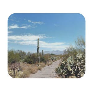 Desert Cactus Mouse Pad: Nature-Inspired Home Office Decor