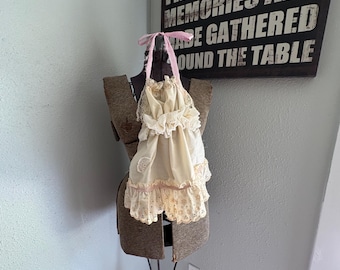 Boho Ruffled Necktie Collar: Shabby Chic Tattered Scarflet