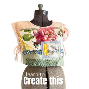 Puede incluir: Un juego de tres tazas de cerámica con un acabado mate moteado. Las tazas son de color crema, gris claro y gris oscuro. Cada taza tiene un diseño simple y minimalista y un asa redondeada.