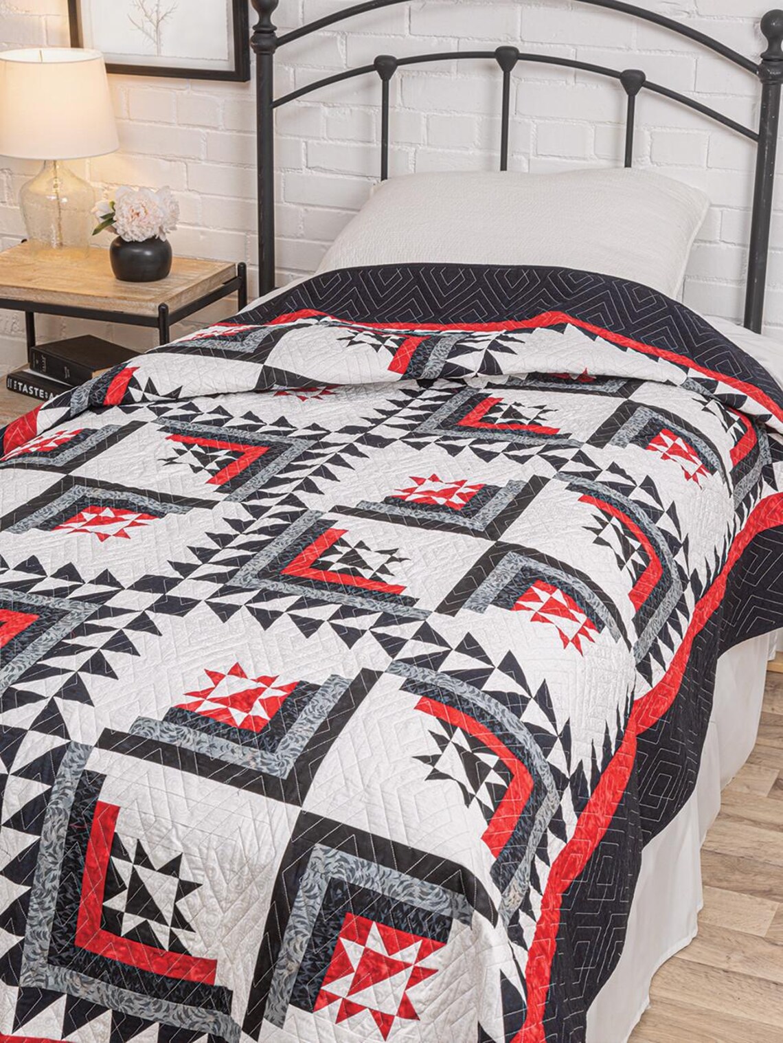 Creative Log Cabin Quilts Pattern Book, Annie's Quilting 1414971, 10 ...
