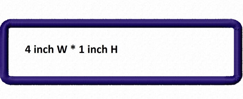 Op de afbeelding: Een lege rechthoekige patch met een donkerblauwe rand. De patch is 10 cm breed en 2,5 cm hoog.