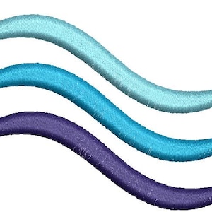Pode incluir: Três linhas onduladas em tons de azul e roxo. A linha superior é azul claro, a linha do meio é turquesa e a linha inferior é roxo escuro.