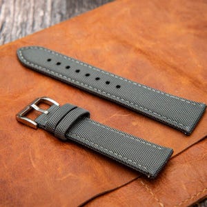 Premium Sailcloth Watch Strap – Quick-Release, Waterproof & Rugged Design