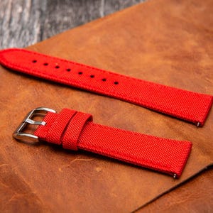Premium Sailcloth Watch Strap – Quick-Release, Waterproof & Rugged Design