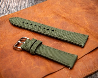 Premium Sailcloth Watch Strap – Quick-Release, Waterproof & Rugged Design