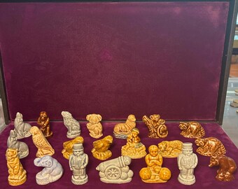 Circus Animals Wade England Ceramics and Assorted 21 Pieces Vintage Whimsies