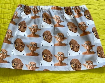 Unique micro mini admiral ackbar and Mac & me retro Star Wars 80’s skirt. Elasticated waist size 10. Vintage. Funny. Vintage tv