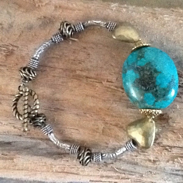 18K Gold Boho Heart Baroque Bracelet main image 1