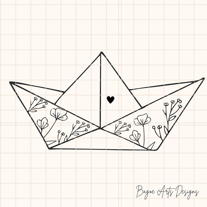 Op de afbeelding: Zwart-wit lijntekening van een papieren boot met bloemmotieven aan de zijkanten en een hart in het midden. De afbeelding bevat de tekst "Bagoe Arts Designs" rechtsonder.