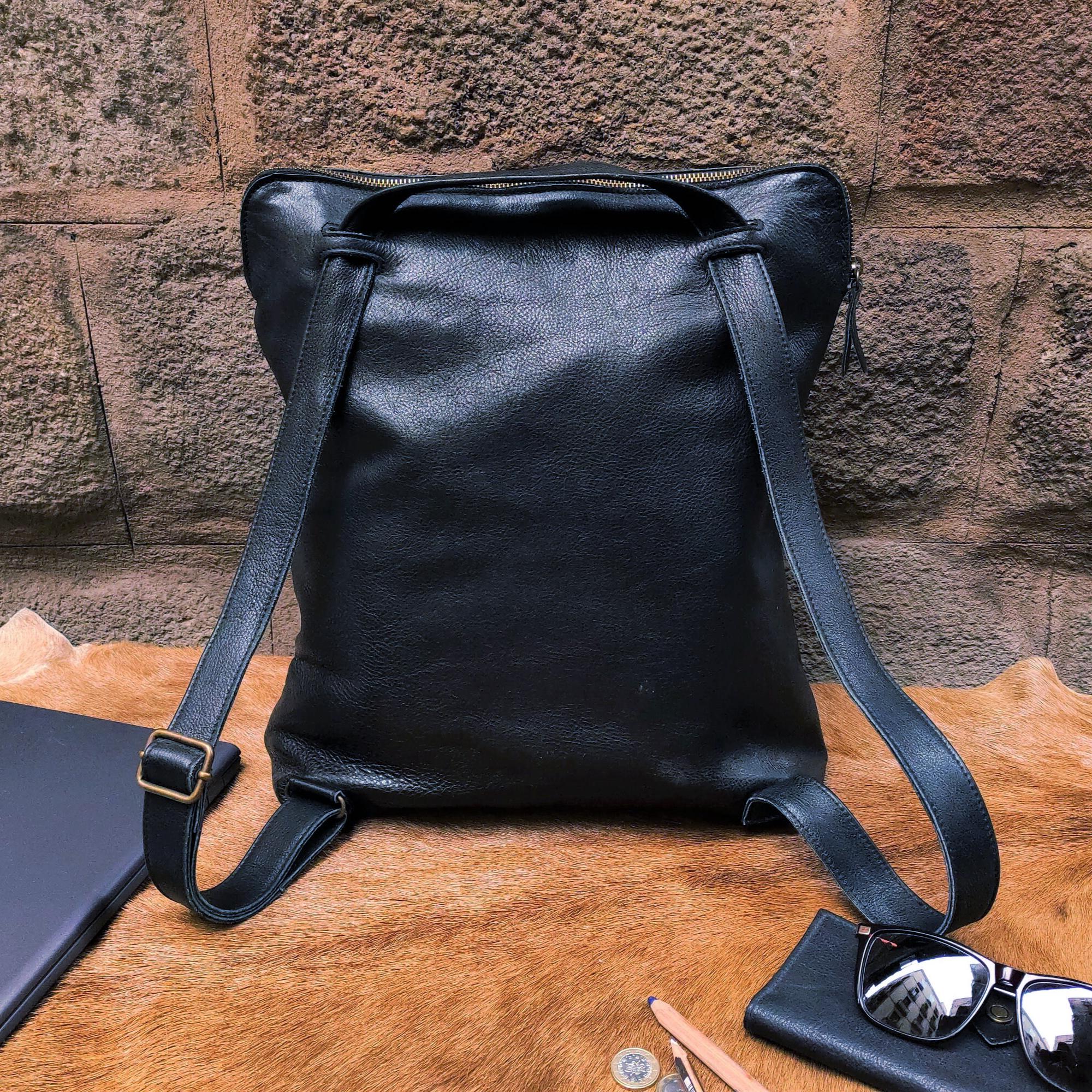Black leather Amagnes tote/backpack Black leather and fabric backpack or convertible bag | Alice  main image 4