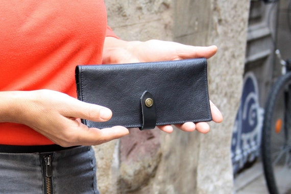 Cartera De Piel Grande Para Mujer En Oscuros. Monedero - Etsy