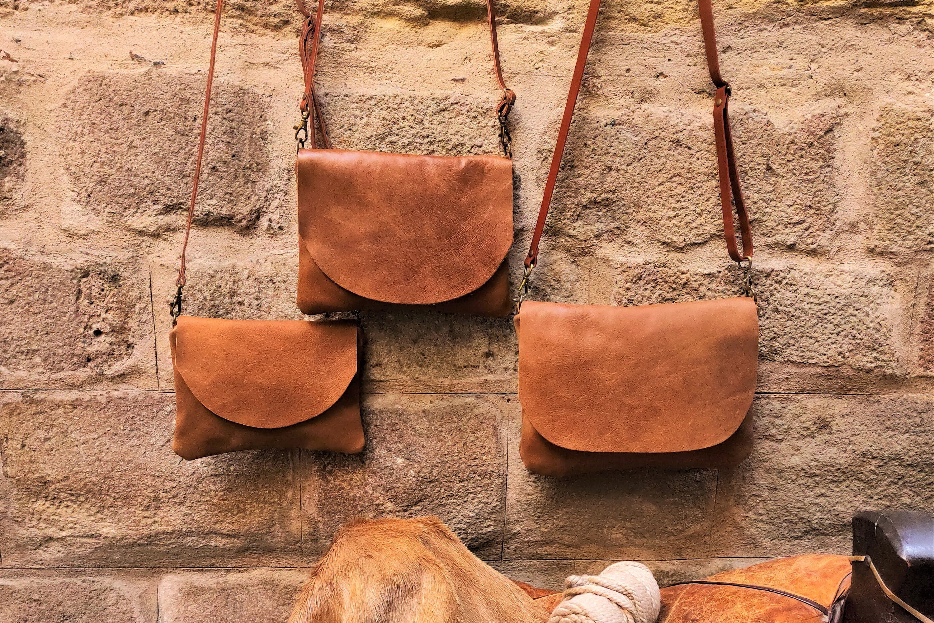 medium size crossbody