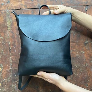 Leather Crossbody Large Hand Bag. Soft and Lightweight Simple Everyday Leather Purse With Zipper and Flap for Women. Minimalist,  Handmade