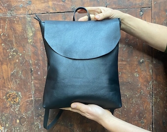 Handmade Italian Leather Backpack: Lightweight Everyday Bag