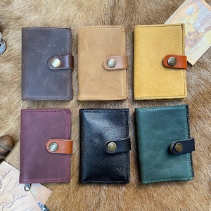 Cartera pequeña de cuero. Cartera compacta de cuero. Cartera delgada plegable de color canela, negro, marrón, amarillo mostaza o verde. Cartera para niños y niñas