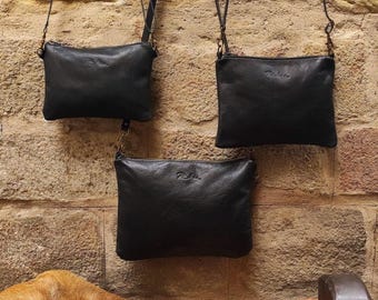 Umhängetasche aus weichem schwarzen Leder: Wandelbare Clutch, minimalistische Handtasche für jeden Tag