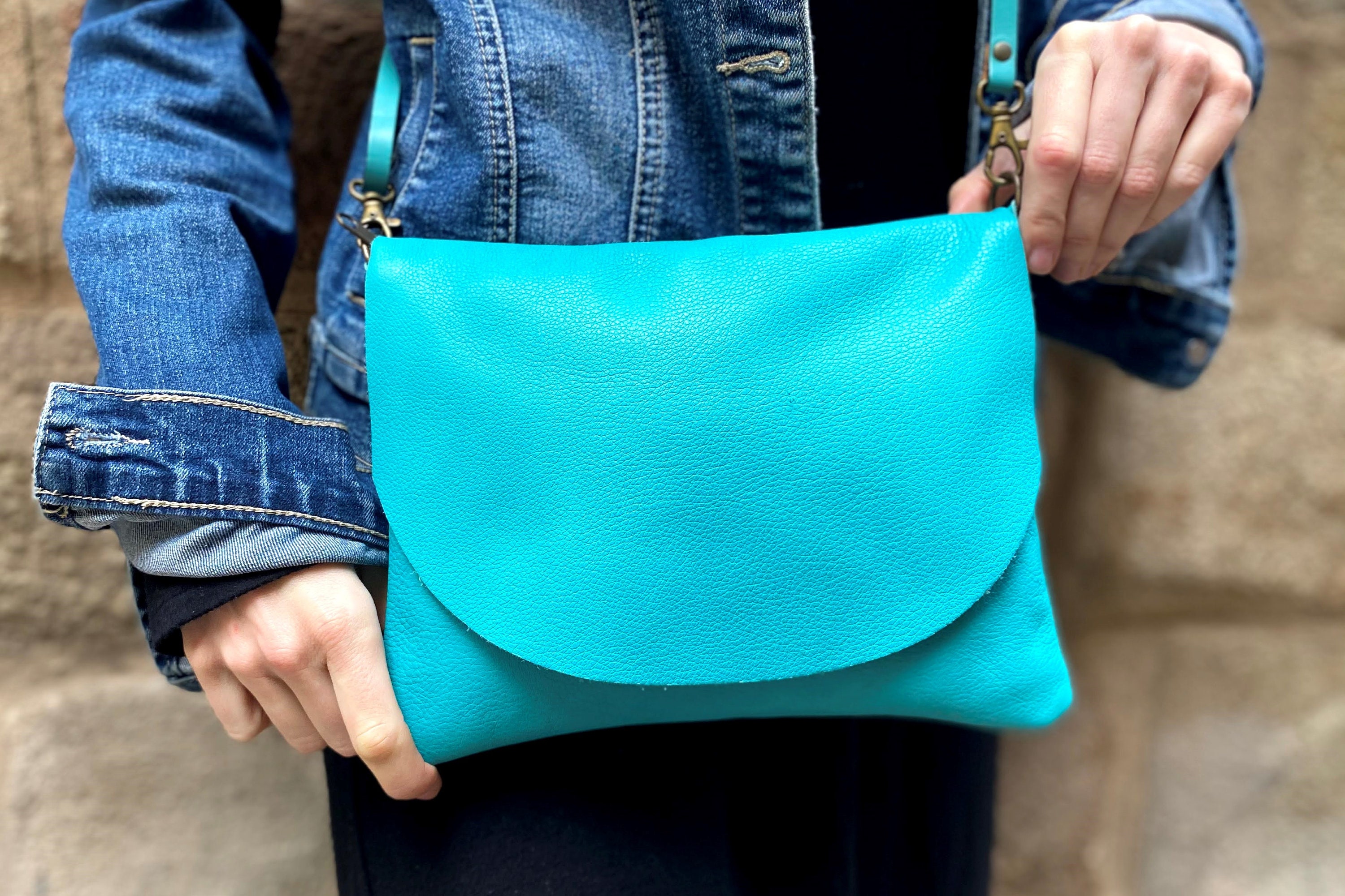 Italian Tentazione DUE Teal Turquoise Soft Leather Handbag Purse W Dust  Cover