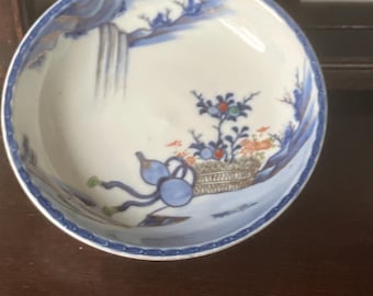 19th century Japanese Nabeshima-style Imari porcelain circular footed dish