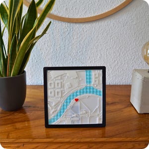 Personalisierbare 3D-Karte mit Wunschort – Topografisches Modell mit Adresse oder Koordinaten – Optional mit Rahmen – 3D-Druck Kunstwerk