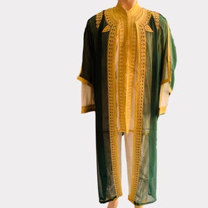 Moroccan Jabador for Men – Handmade 4-Piece Kaftan Set with Cape & Leather Slippers | Gift for Him Unique Gift for Dad Eid or Wedding Outfit