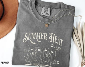 Comfort Colors Summerween T-Shirt, Summer Halloween Shirt, Retro Spooky Camping Summer Vibes, Cute Halloween Party Tee, Trendy Spooky Shirt