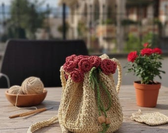 Completamente hecho a mano con cuidado, su apariencia que se asemeja a un ramo de flores es deslumbrante. Para el uso diario, combina la belleza natural con