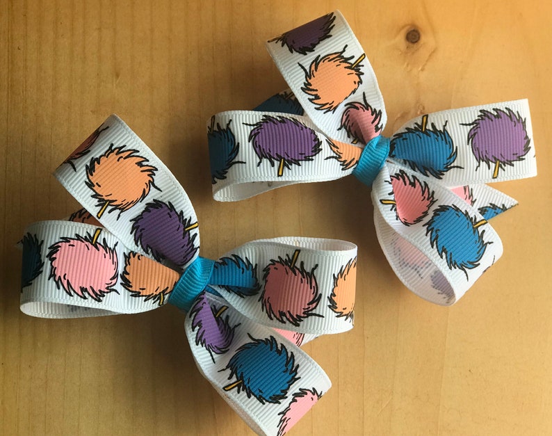 Dr Suess themed bows