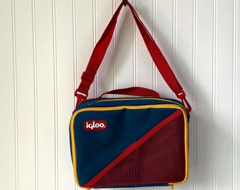 Vintage 1990s IGLOO soft lunch box