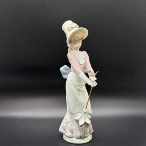 Lladró &quot;Garden Song&quot; (Dulce Paseo) Figurine with Original Box, Mint Condition, Model 7618, Made in Spain, Collectible Porcelain