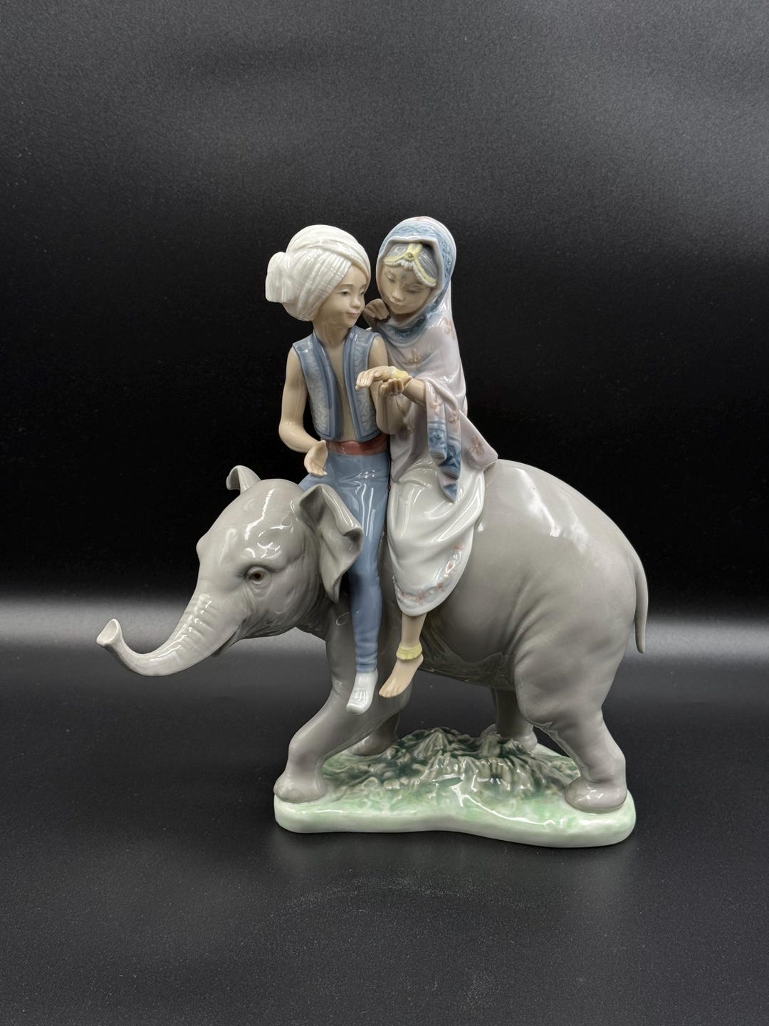 Lladró Porcelain Figurine, 
