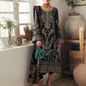 Pakistani Salwar Kameez | Indian Wedding Dress | Indian Salwar Kameez for Women | Gulaal Designer Salwar Suit | Custom Size