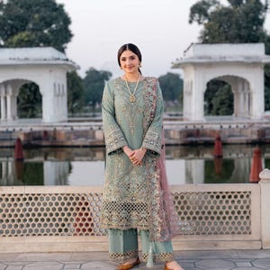 Pakistani Salwar Kameez | Indian Wedding Dress | Indian Salwar Kameez for Women | Designer Inspired Salwar Suit | Custom Size