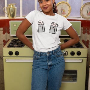 Lustiges Milch Karton Stillen Shirt, Mom Life Tee, neue Mom Shirts, Postpartum T-Shirt