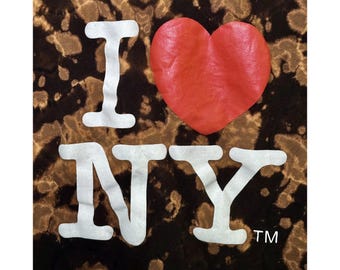 Descolorida à mão: Camiseta "I heart NY" tamanho adulto pequeno