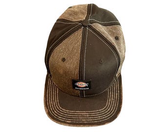 Boné Dickies Skateboarding com Aba Reta e Fecho de Pressão