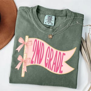 Teacher Pennant Flag Shirt, Custom Grade Shirt, Kindergarten Teacher Shirt, Back to School, Personalized Teaching Shirt, Appreciation Gift
