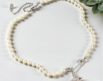 Collar con broche de perla de Saturno, joyería con diamantes de circonita cúbica, delicado collar de plata, regalo celestial para ella