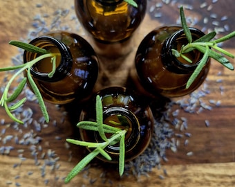 Rooted & Radiant Hair Mist..een tonic met rozemarijn en paardenstaart van Crying Goddess Collective